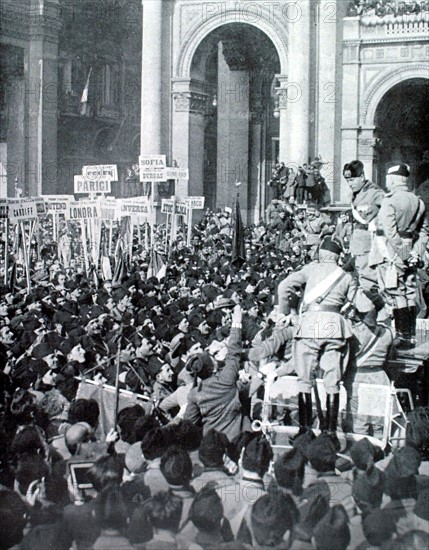 Fascist demonstration in Milan, 1925