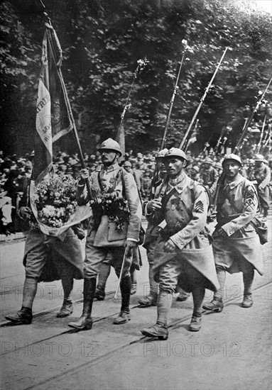 Défilé du 14 juillet à Paris en 1917