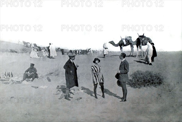 Touristes parisiens sur les routes d'Algérie et de Tunisie, 1922