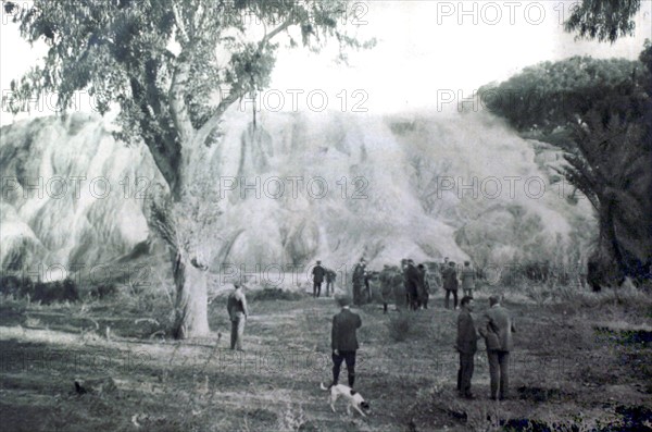 Touristes parisiens sur les routes d'Algérie et de Tunisie, 1922