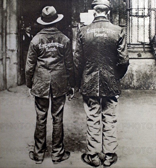 Première Guerre Mondiale. En Allemagne, camp de prisonniers de Hameln (1916)