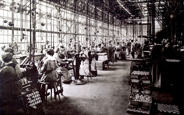 World War I. Manufacturing munitions at the Krupp factory