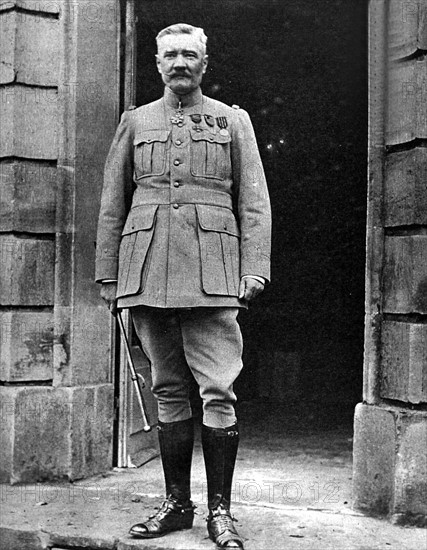 Première Guerre Mondiale. Un des héros de Verdun, le général Passaga (1916)