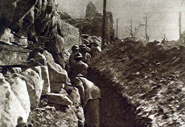 Somme front: French troops retrenched in Biaches since July 7, 1916