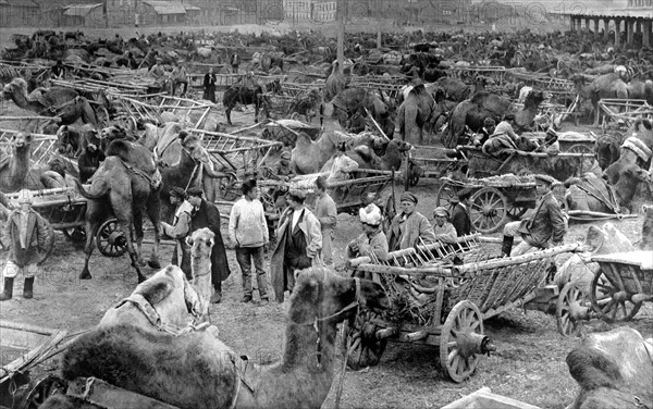 U.R.S.S.. Immense rassemblement sur la Place de Samara (1921)