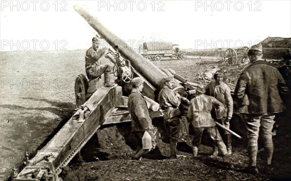 Première Guerre Mondiale. Le nouveau canon français 155 long Filloux