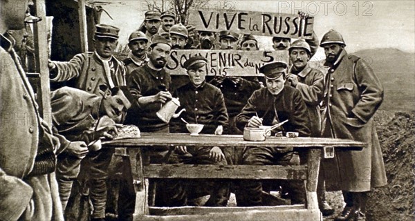 Escaped Russian soldiers fraternizing with French soldiers