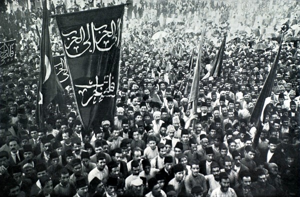 Balkan War. The population of Beiruth demonstrating in favor of war (1912)