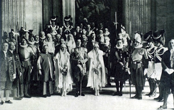 Première visite du prince héritier d'Italie, le prince de Piémont, et de ses soeurs au Vatican (1929)