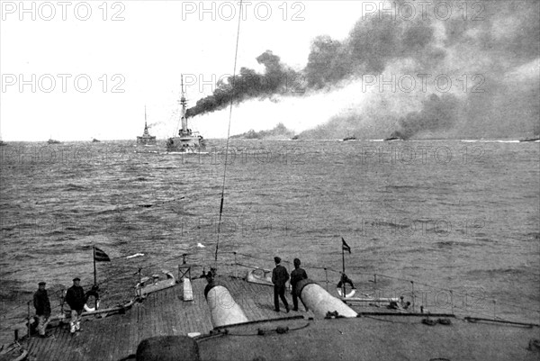 Première Guerre Mondiale. La flotte russe de la mer Noire bombarde les ports bulgares de Varna et de Bourgas