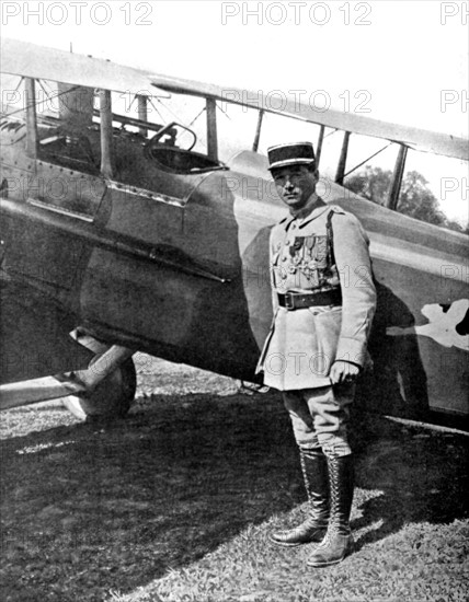 Première Guerre Mondiale. Le sous-lieutenant Fonck promu officier de la Légion d'honneur (1918)