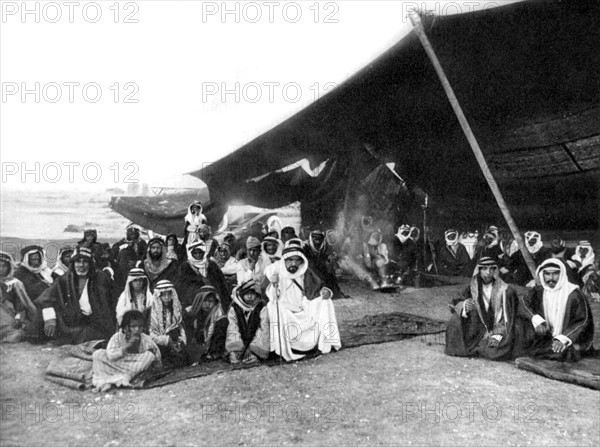 Syrie. Un allié de la France, Nouri Ibn Chalaan sous sa tente (1925)