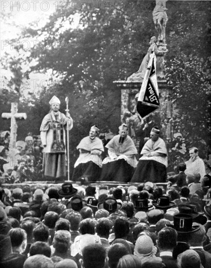 Fête régionaliste en Bretagne (1930)