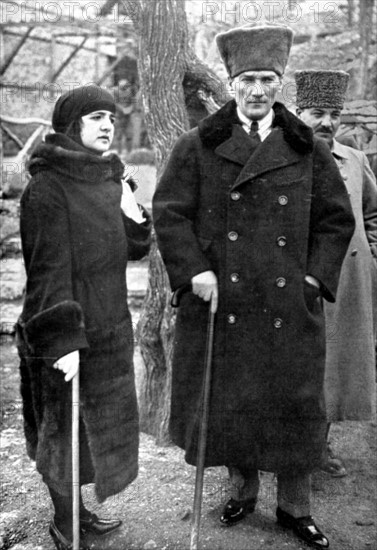 Marshal Mustapha Kemal and his young wife, Latifiée Hanoum in Turkey (1923)