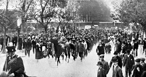 Arrival in Caserte (Italy) of Turkish soldiers made prisoners in Rhodes, 1912