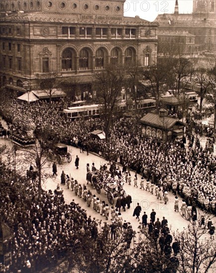 Les funérailles de Sarah Bernhardt à Paris, le 29 mars 1923.