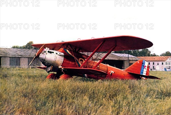 A plane for long-distance raids, that has established great records: The "Point d'Interrogation" (1930)