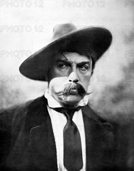 Portrait of French actor Lucien Guitry (1910)