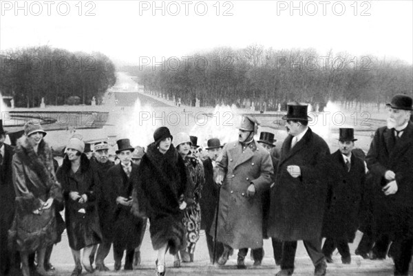 Afghan sovereigns King Aman and Queen Sourya visiting France, in 1928
