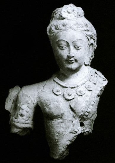 Bodhisattva's head and bust, painted cob