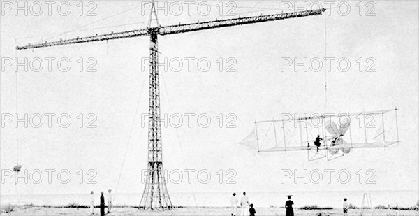 Tests on a biplane / Ferdinand Ferber