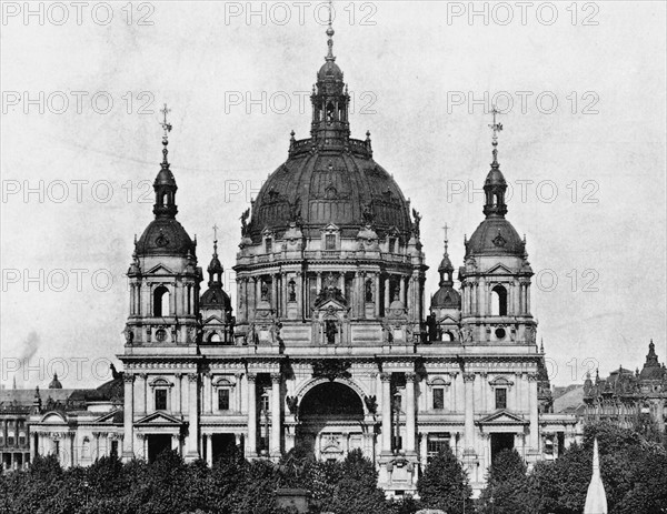 Western façade of the Berliner Dom in Berlin