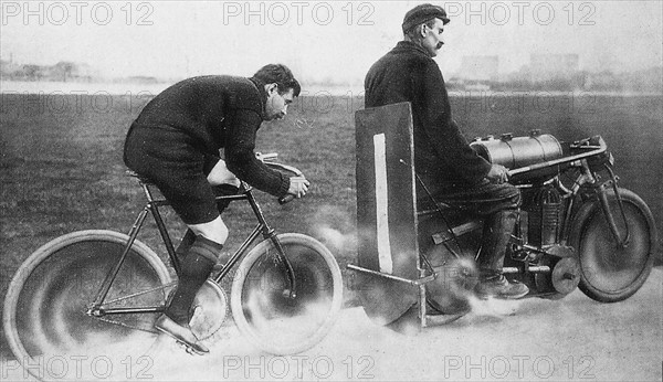 French cyclist Paul Guignard sets up a world speed record of 101,623 km/h