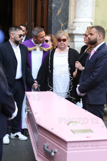 Obsèques de Loana, Nice, 10 avril 2026