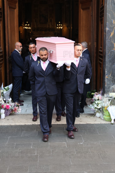 Obsèques de Loana, Nice, 10 avril 2026