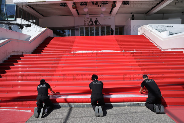 Festival de Cannes 2026, installation du tapis rouge