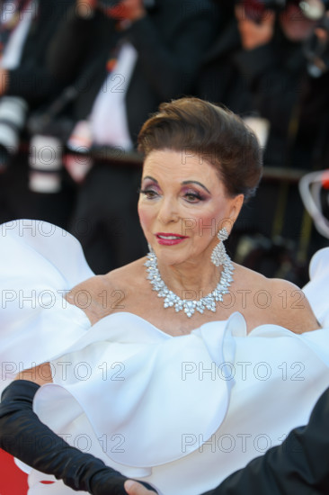 Joan Collins