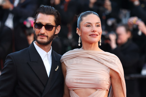 Pierre Niney, Natasha Andrews