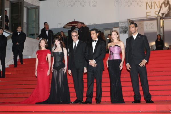 Cast of the film "Her Private Hell"