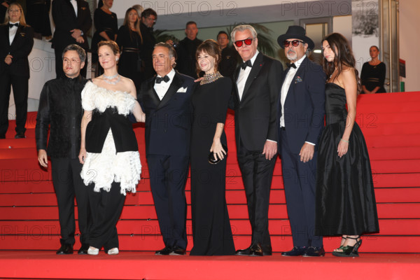 Paul Soriano, Rosemarie DeWitt, Andy Garcia, Vicky Krieps (in Bottega Veneta), Danny Huston, Jai Stefan et Sofia Stefan attending the red carpet for the film 'Diamond' during the 79th Cannes Film Festival at the Palais des Festivals on May 19, 2026 in Cannes, France.