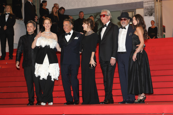 Paul Soriano, Rosemarie DeWitt, Andy Garcia, Vicky Krieps (in Bottega Veneta), Danny Huston, Jai Stefan et Sofia Stefan attending the red carpet for the film 'Diamond' during the 79th Cannes Film Festival at the Palais des Festivals on May 19, 2026 in Cannes, France.