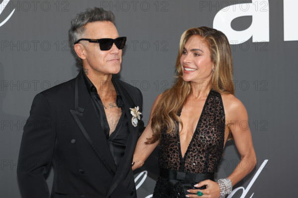 Robbie Williams and Ayda Field Williams