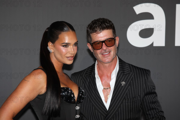 April Love Geary and Robin Thicke