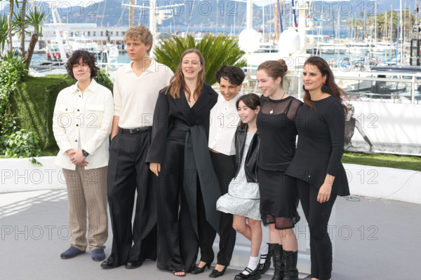 The cast of the film "El Deshielo"