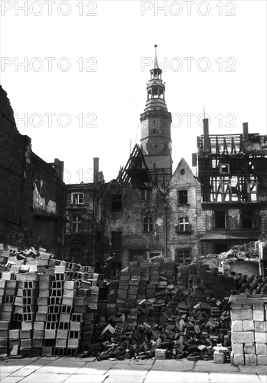 Breslau (aujourd'hui Wroclaw,Pologne) : ruines, fin 1945