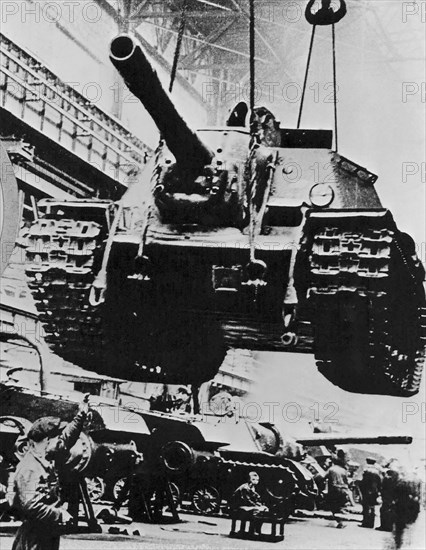 Soviet tank factory, during World War II