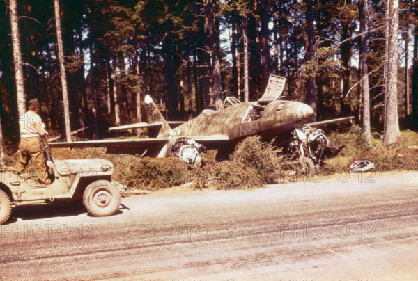 German Messerschmidt Me-262  jet fighter-bomber.