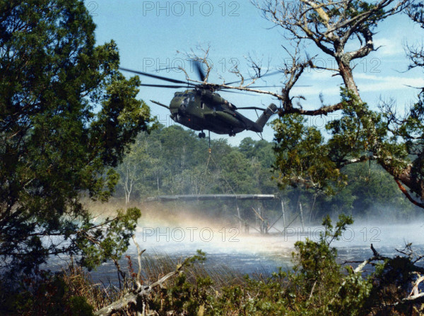 American Sikorsky S-61 L helicopter