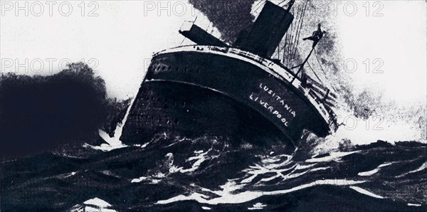 L'arrière du Lusitania au moment où, donnant de plus en plus à tribord, le paquebot va sombrer