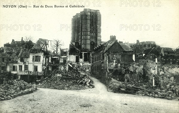 Ruines de la cathédrale de Noyon