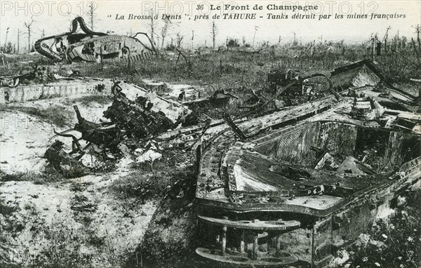 Tanks allemands détruit par des mines françaises lors de la première guerre