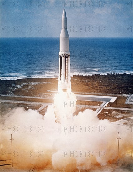 Launch of the heavy-lift rocket 'Saturn I', 1961