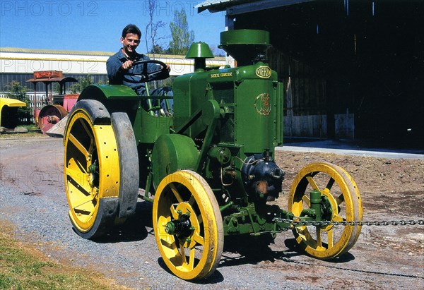 Tracteur Vierzon H1 de 1936