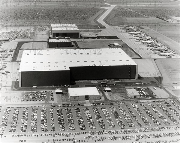 Lockheed Commercial Aircraft Assembly Plant in Palmdale, 1971
