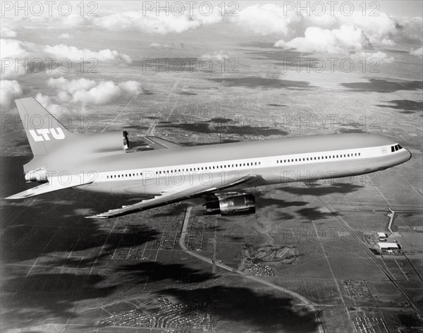 Lockheed L-1011 during a flight, 1973