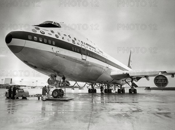 Boeing 747 au sol, 1969